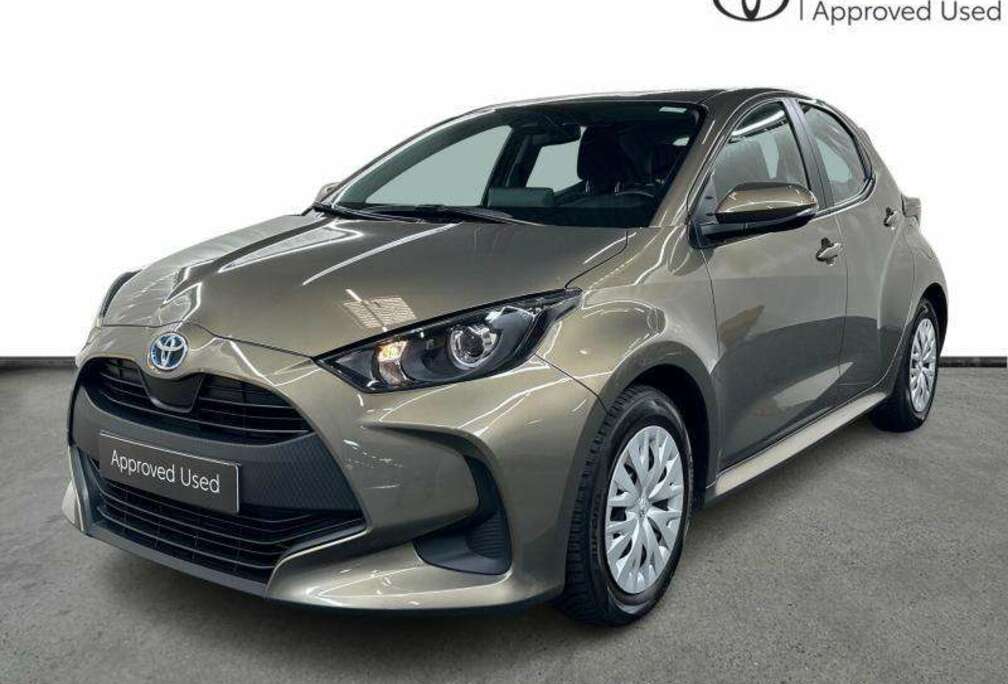 Toyota HEV Dynamic  carplay  camera