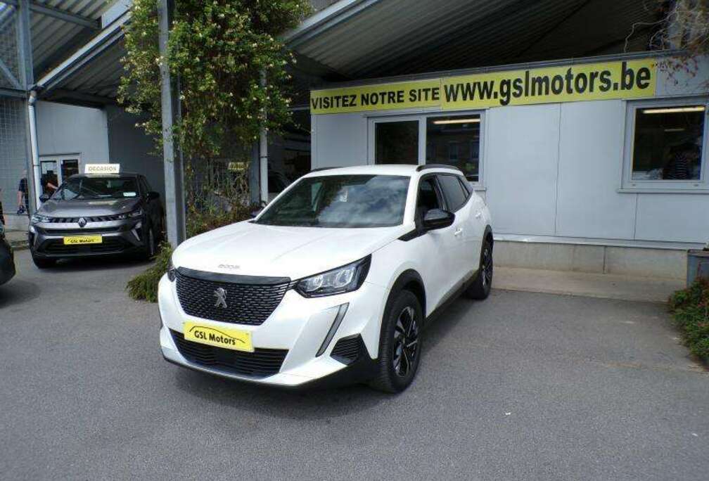 Peugeot 1.200cc  130cv blanc 04/23 54330km Airco GPS Camer