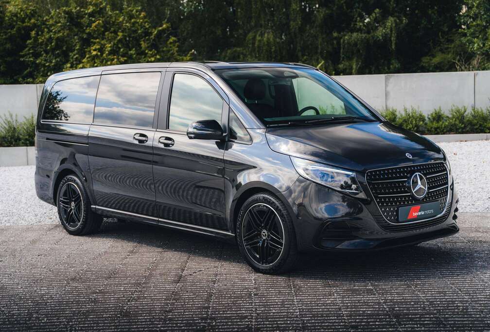 Mercedes-Benz 4MATIC AMG / Graphite Gray Metallic / Night Package