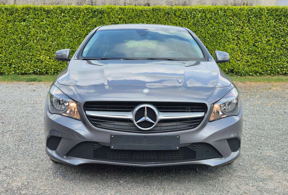 Mercedes-Benz CLA 180