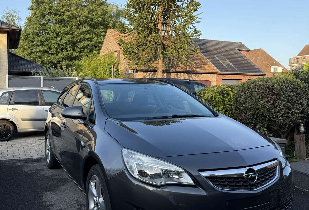 Opel 1.7 CDTI DPF Sport