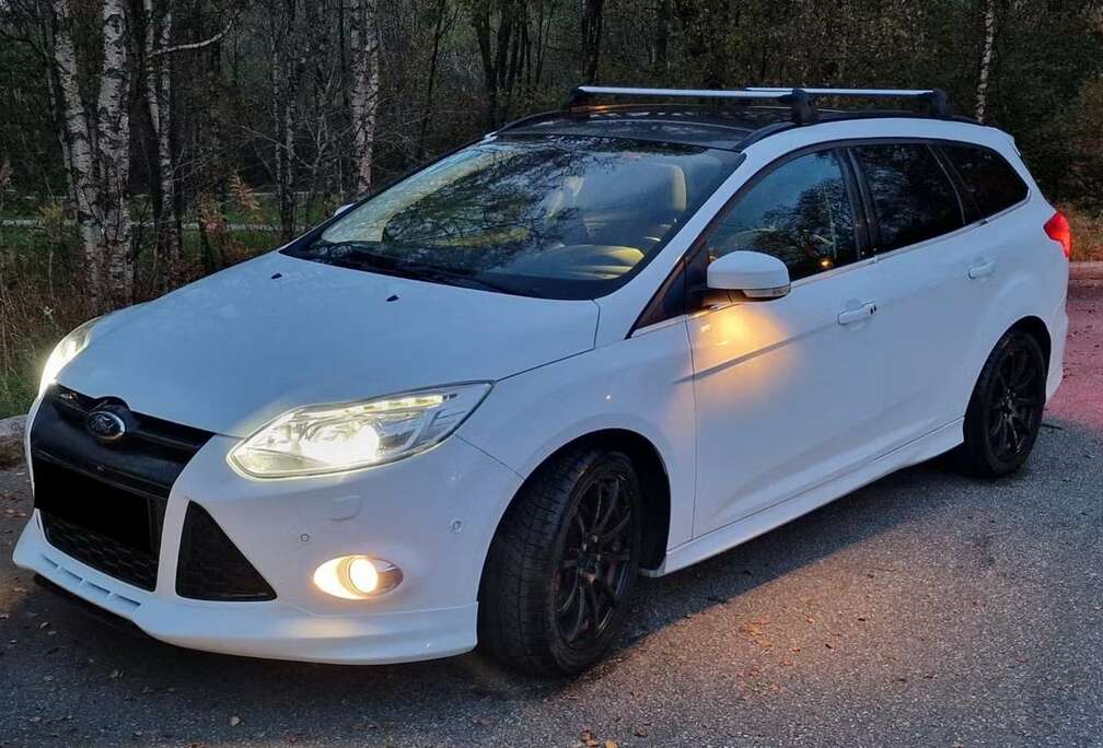 Ford Focus 1.0 EcoBoost ECOnetic Tech. Titanium