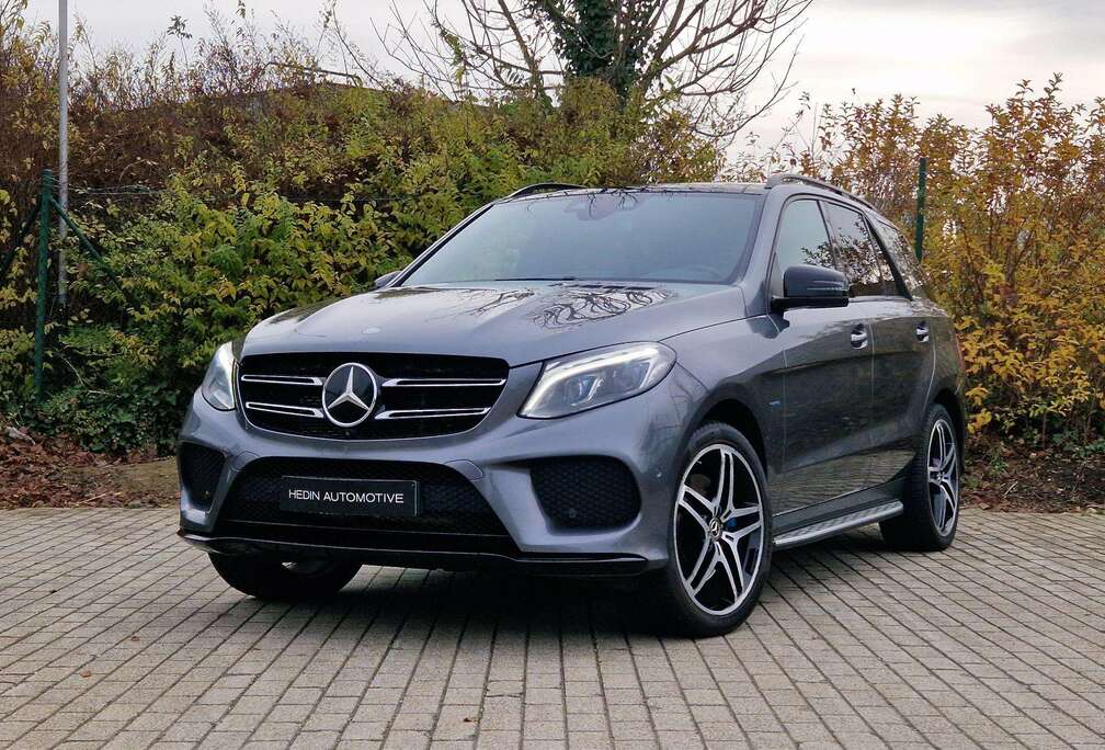 Mercedes-Benz e 4MATIC  AMG LINE  Panoramisch Dak  360 CAMER