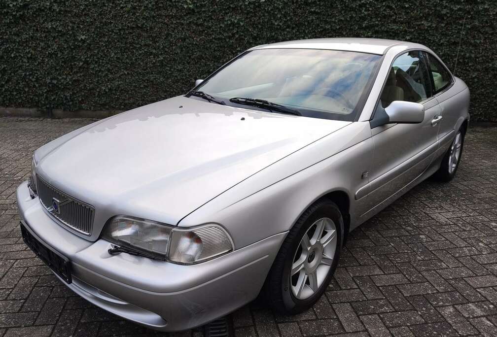 Volvo 2.0T / 2001 / 159.000 / 1e eig. / Handgeschakeld