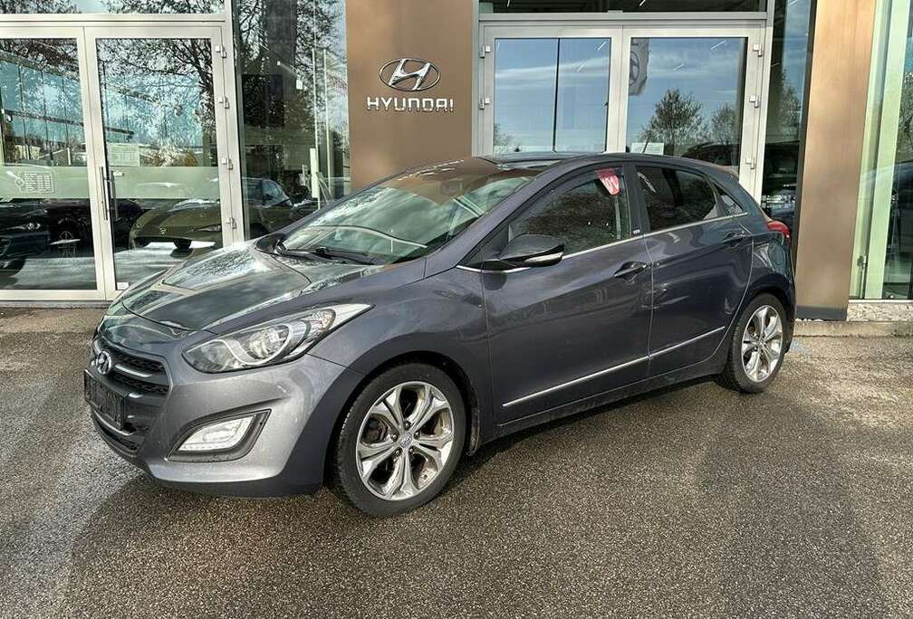 Hyundai Blackline *AUTOMAAT*