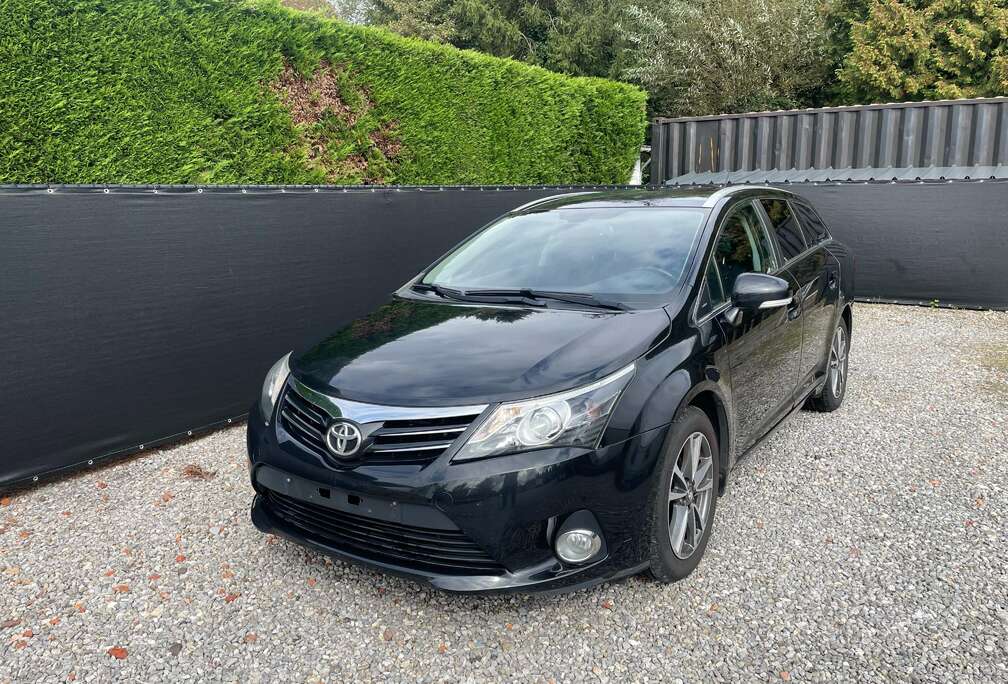 Toyota Avensis Combi 2.0 D-4D - Pano - 1ste eig