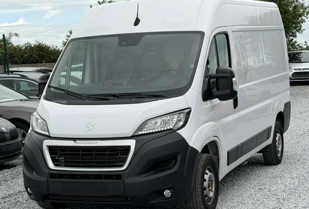 Peugeot 2.2 BlueHDi L2H2 - Utilitaire - 3 Places