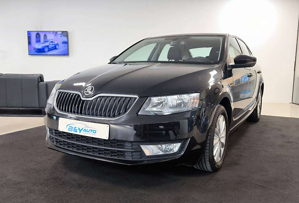 Skoda Octavia 1.2 TSI Style / Navi / Smart Link