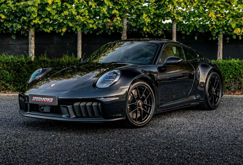 Porsche 992.2 Carrera GTS | 21\