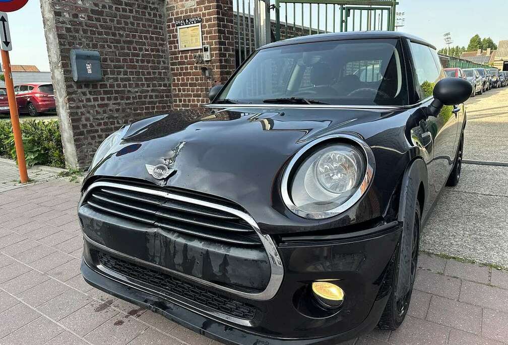 MINI Mini 1.5 D MET 119DKM HANDELAARS & EXPORT