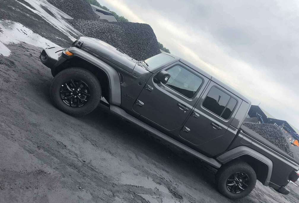 Jeep 3.0V6 MultiJet AWD Automatik Overland