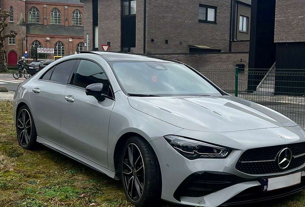 Mercedes-Benz 4-Matic AMG Line