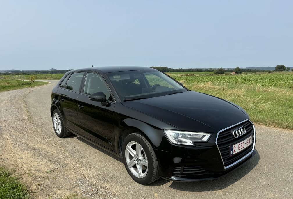 Audi Audi A3-Sportback - 30 TFSI - Design NAVI/FULL LED