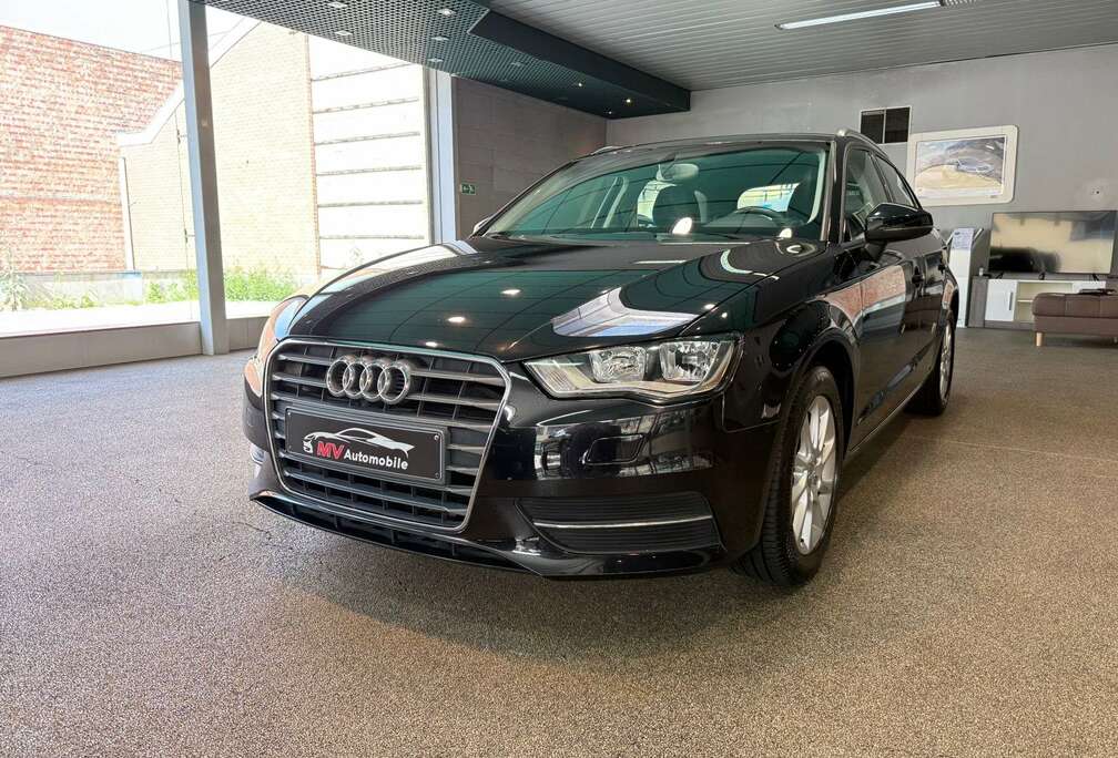 Audi Sportback 1.6TDI * Navi * Clim auto * Jante