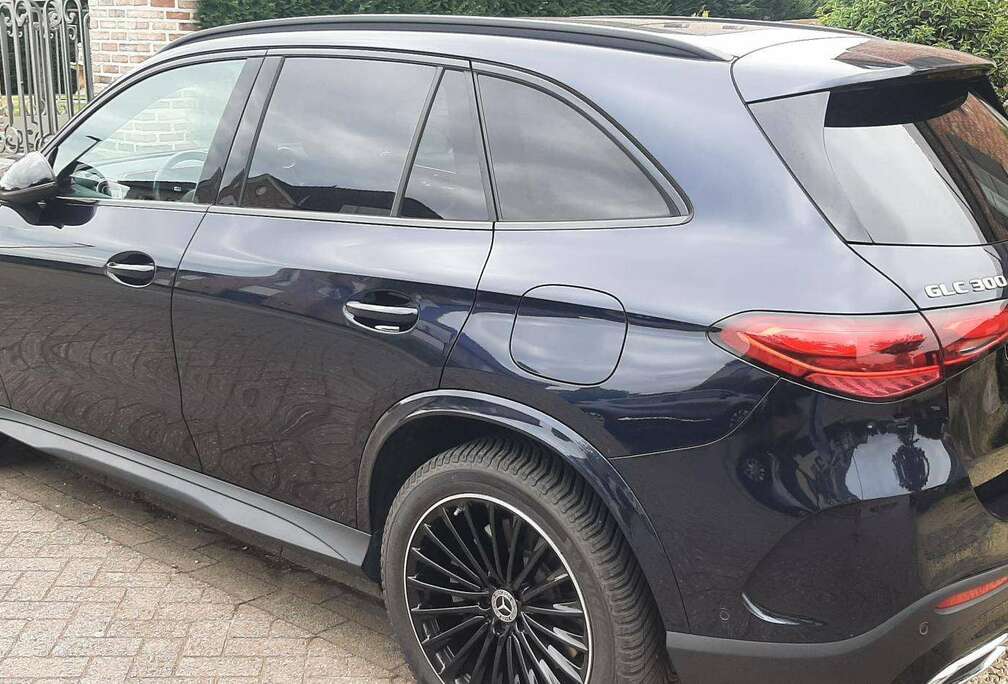 Mercedes-Benz GLC 300 e PHEV AMG Line (230 kW) AMG Line