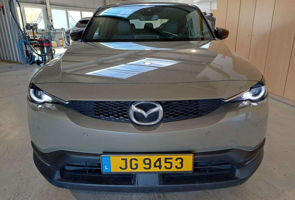 Mazda e-SKYACTIV 145 pk Makoto