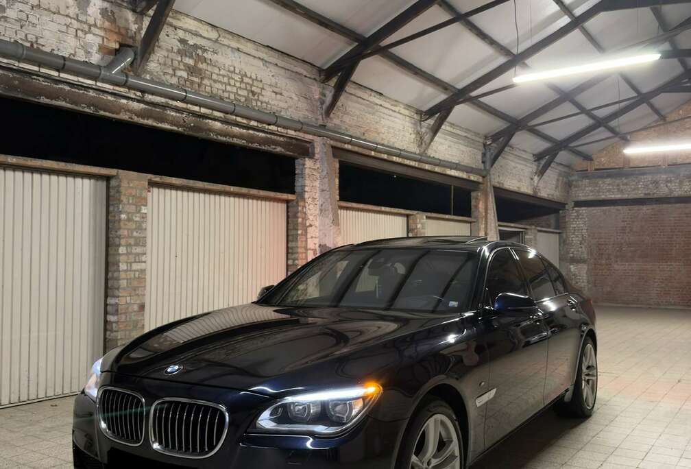 BMW 750Ld xDrive Blue Performance Edition Exclusive