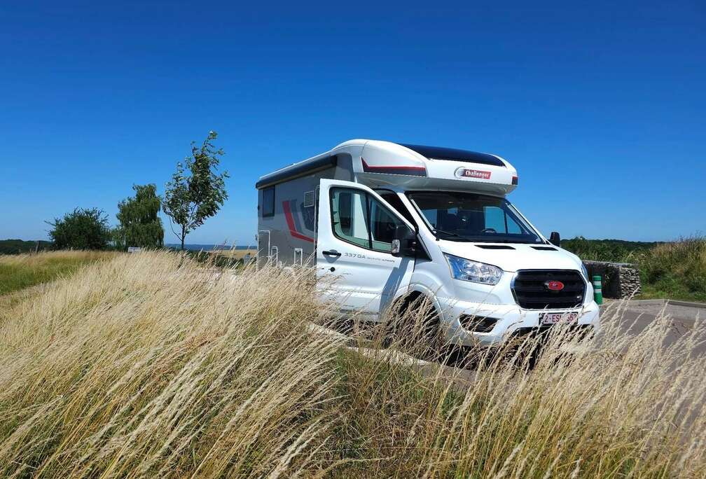 Ford Challenger 3337GA Graphite 170PK automaat