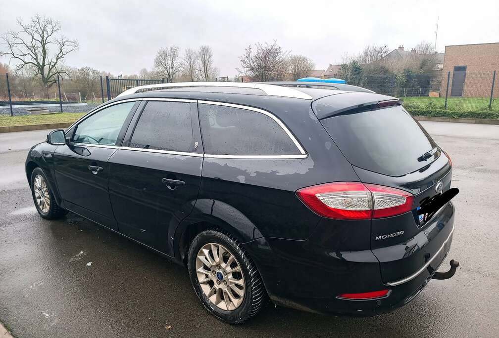 Ford Mondeo 2.0 TDCi Ghia Powershift