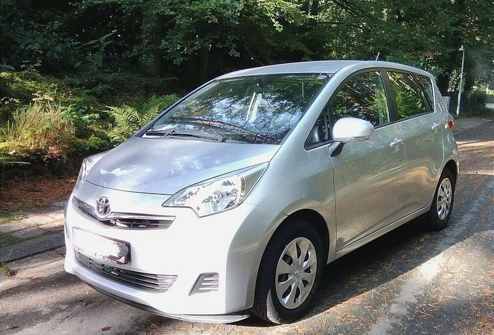 Toyota Verso+S+1.33+VVT-i+Luna