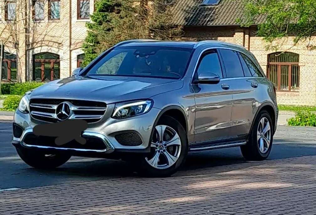 Mercedes-Benz MERCEDES GLC 220