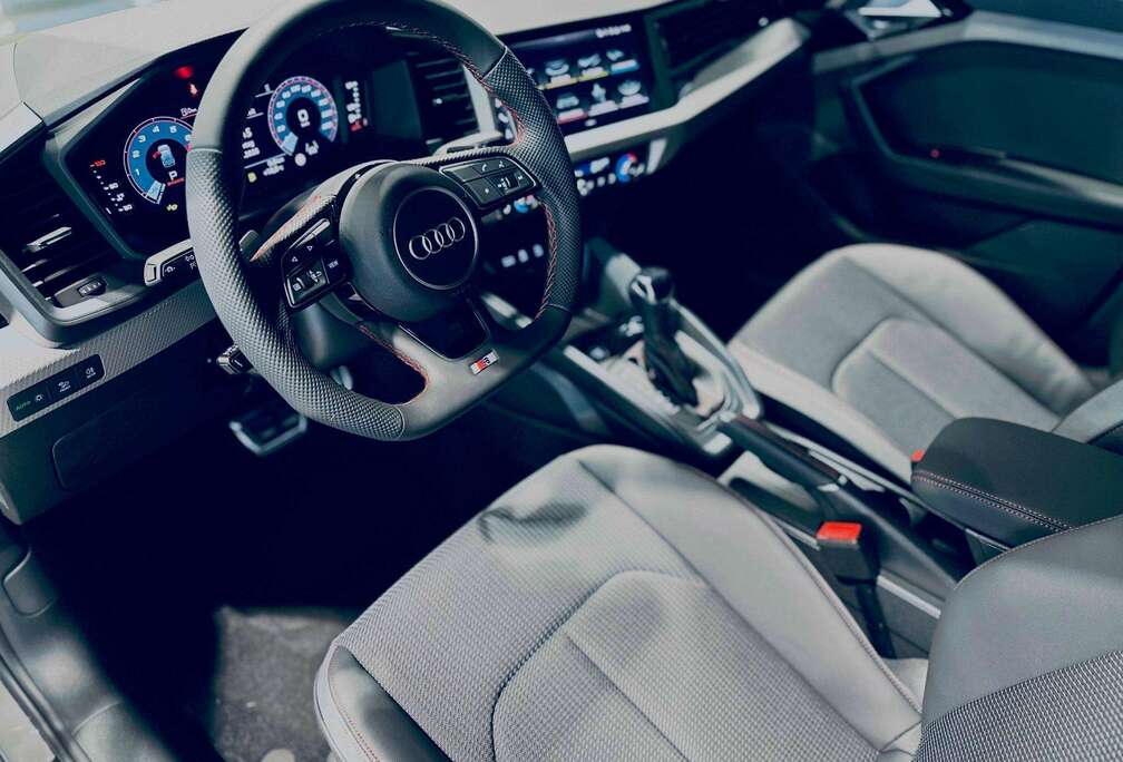 Audi A1 SPORTBACK S-LINE 40 TFSI S-TRONIC