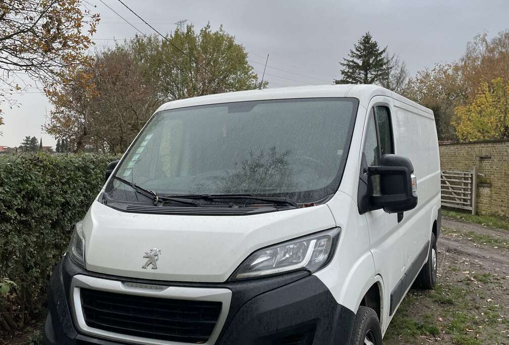 Peugeot HDi 330 L1H1 S&S Pro