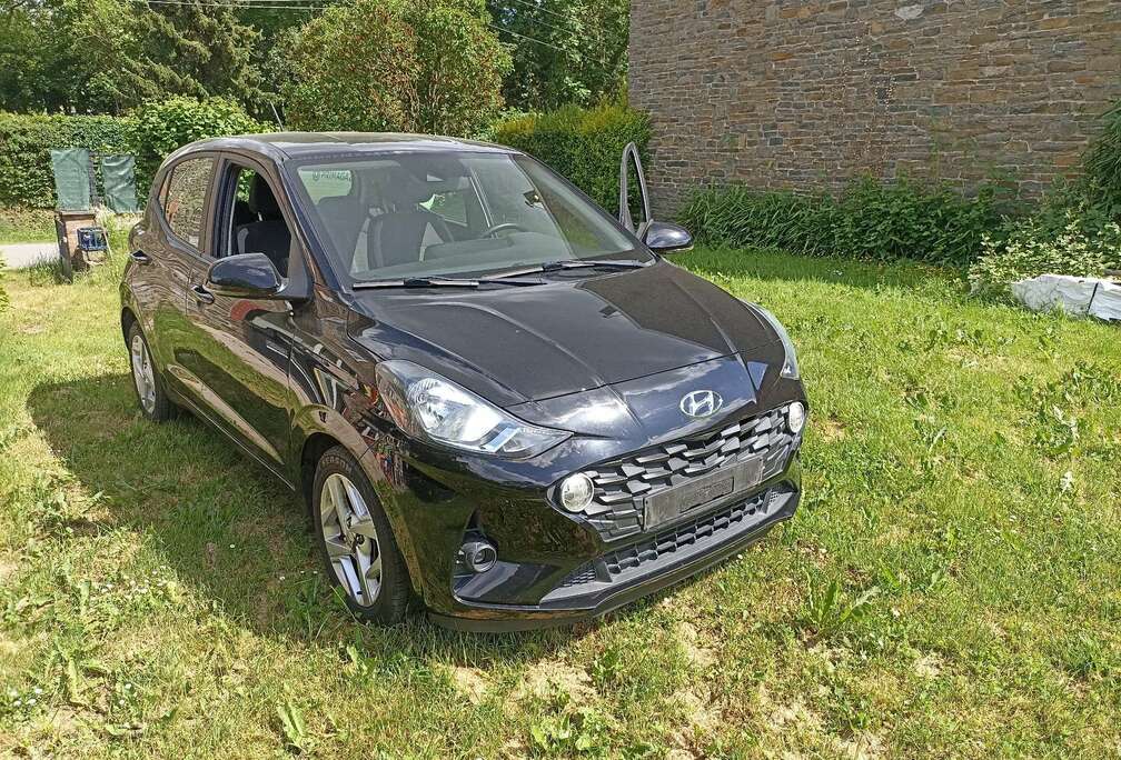 Hyundai 1.0 66 BVM5 Stop and Start Intuitive