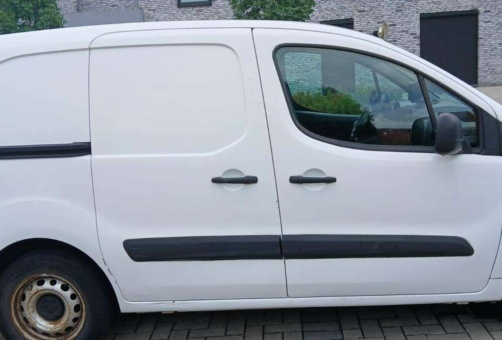 Peugeot 1.6 BlueHDi L1H1 Premium 120