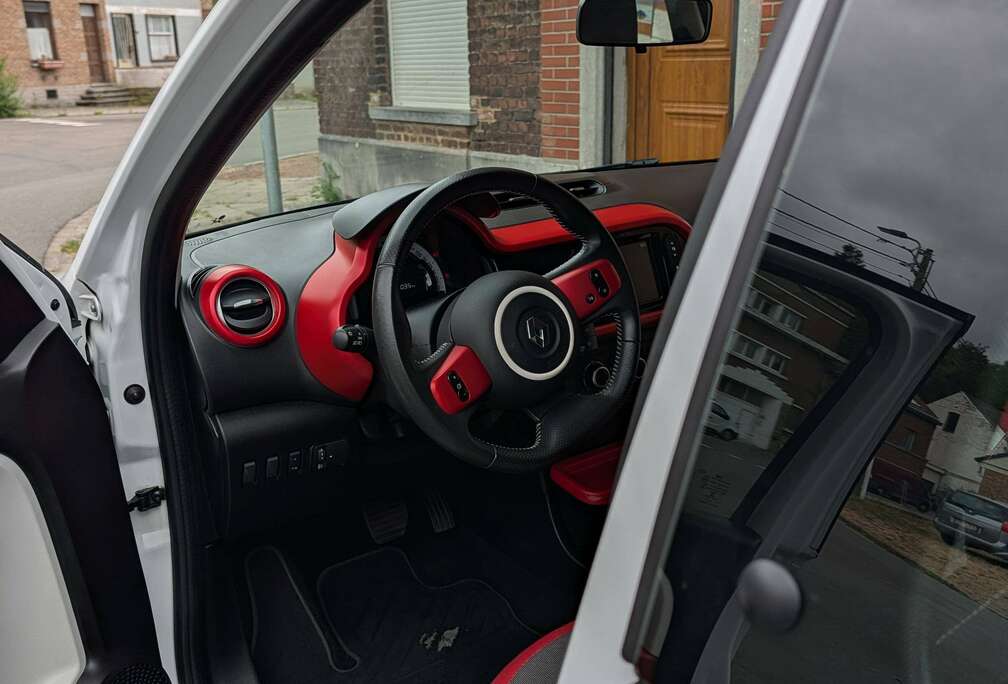 Renault Twingo 0.9 TCe La Parisienne EDC (EU6c)