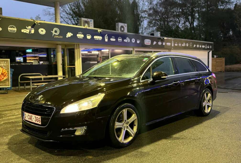 Peugeot GT euro5 AUTOMAAT 279 km FULL Blanco gekeurd