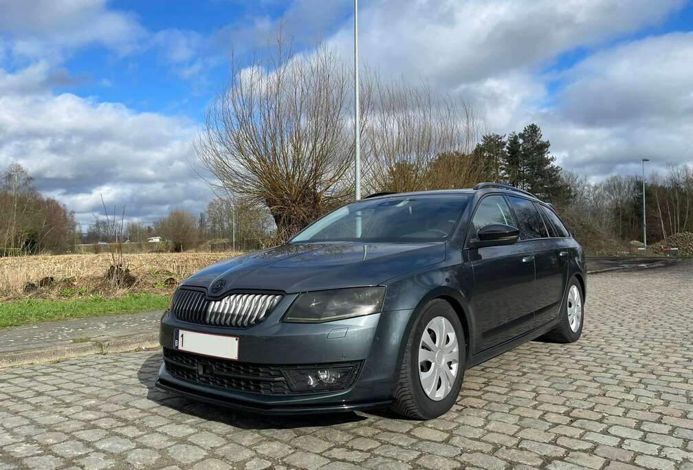 Skoda Octavia Combi 1.6 TDI (Green tec) DSG Style