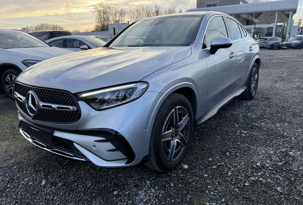 Mercedes-Benz Coupé 4MATIC AMG Line  smartphone integratie  me