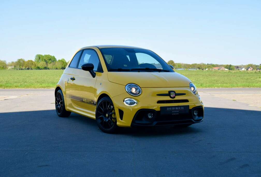 Abarth 1.4T, Beats/Sabelt/CarPlay/Giallo/PDC/Monza/NEW CONDITION
