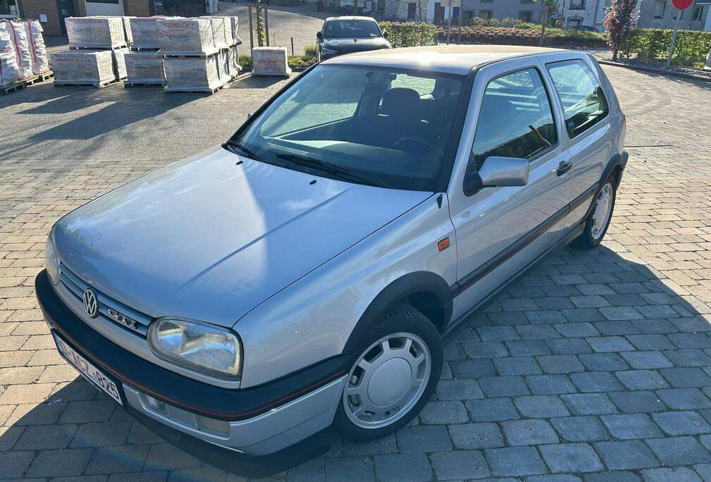 Volkswagen 2.0i GTi