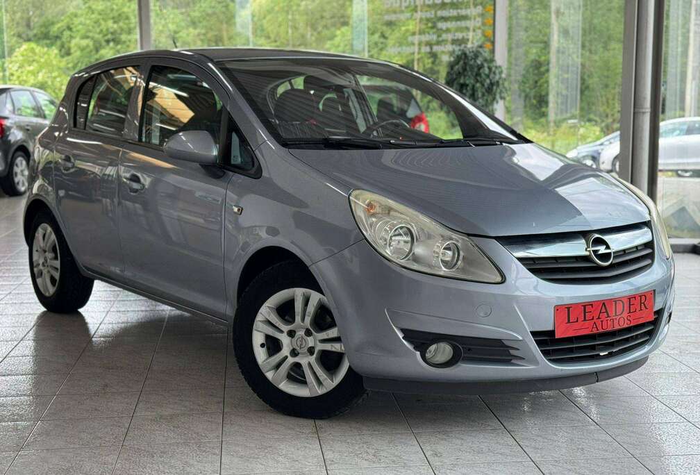 Opel 1.2 ESSENCE 80CV - AIRCO