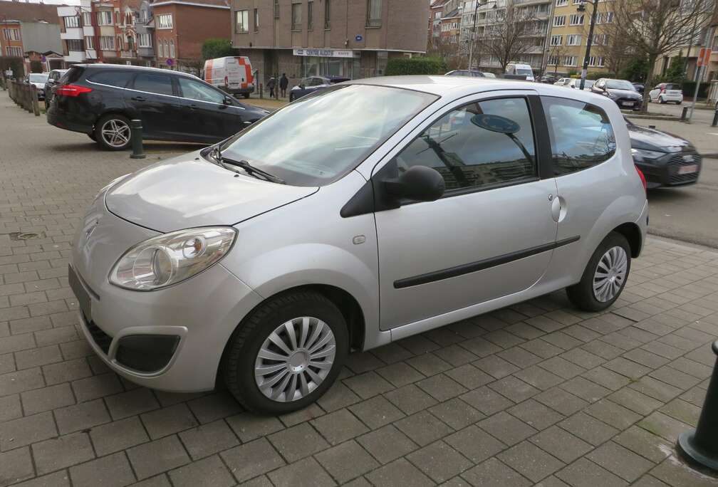 Renault Twingo 1.2i  12 Mois garantie prêt à Immat.