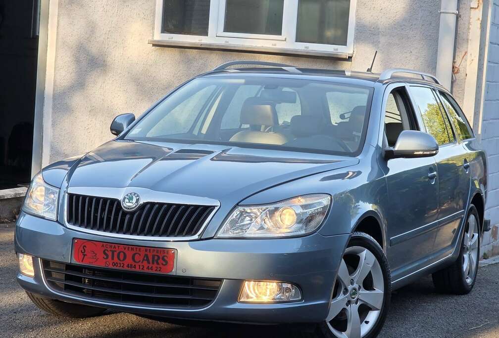 Skoda Octavia 1.6 CR TDi / Elegance / DSG /