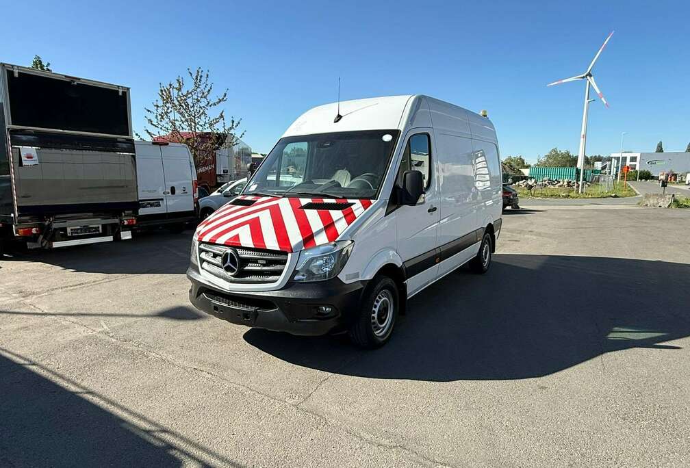 Mercedes-Benz 316 (Stock ID 35132)