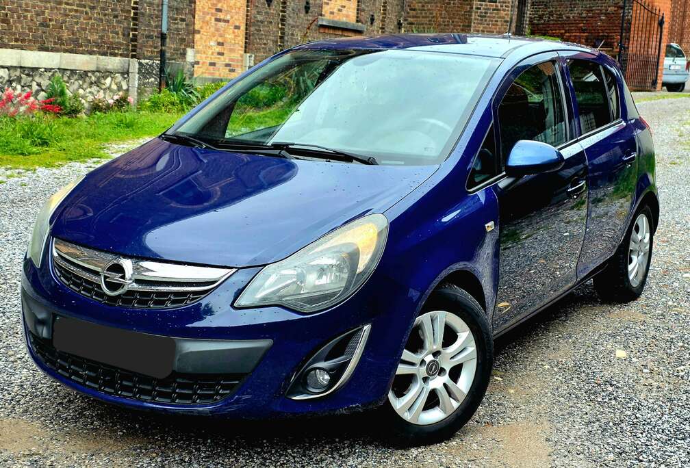 Opel Corsa 1.3 CDTi Cosmo DPF