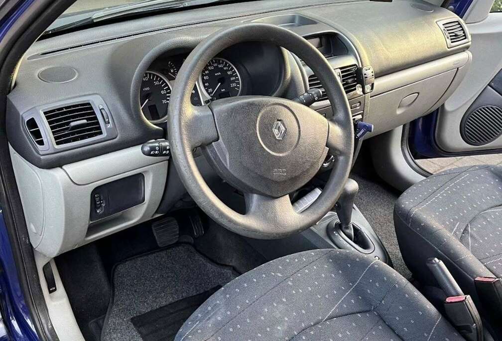 Renault 1.4 Automatik Initiale