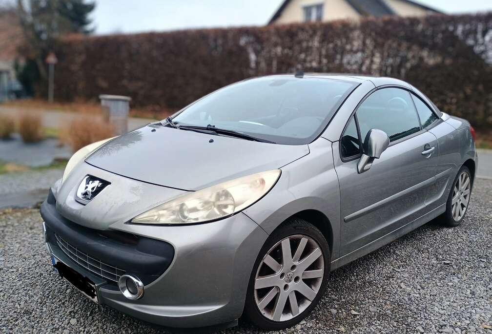 Peugeot 207 CC 1.6 HDi FAP