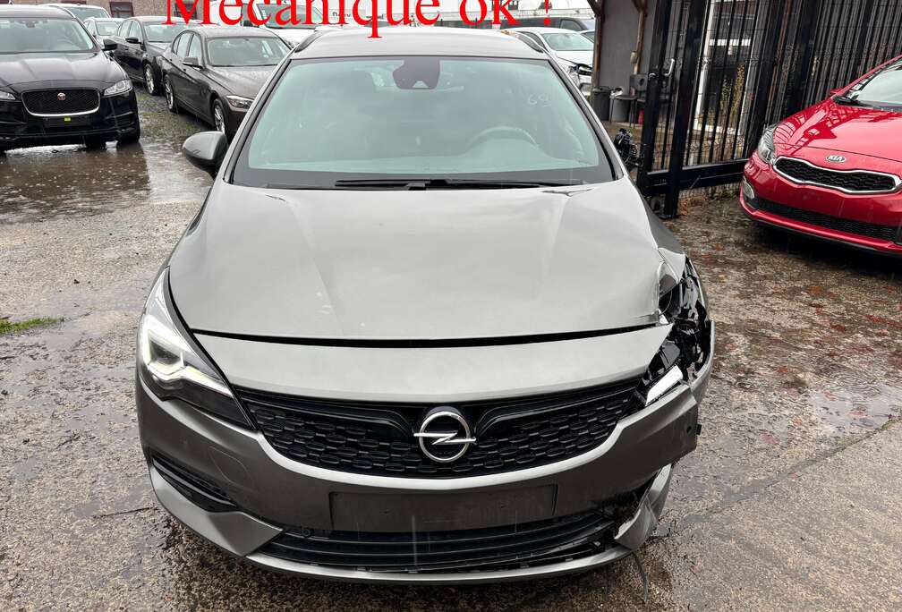 Opel Astra Sports Tourer 1.5 Turbo d mecanique ok