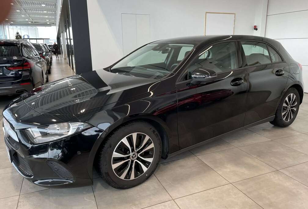 Mercedes-Benz Virtual cockpit / Automaat / Camera