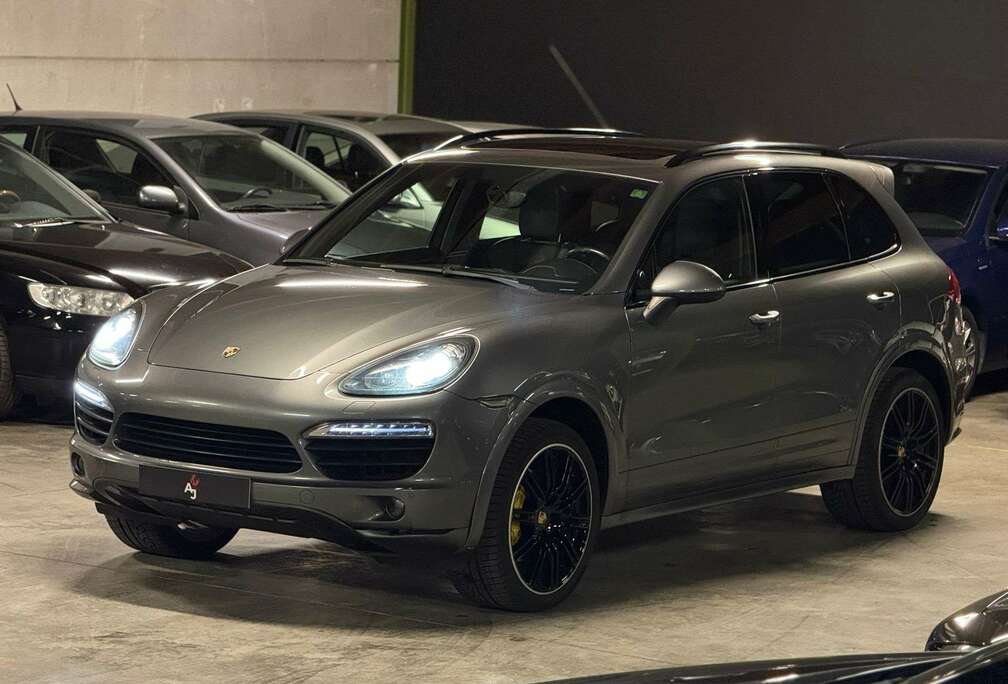 Porsche Cayenne 3.0 D V6 Platinum EditionTiptronic S