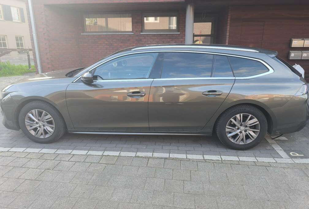 Peugeot SW BlueHDi 130 Active