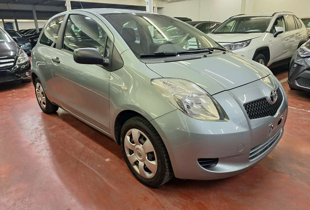 Toyota Yaris 1.0i VVT-i Luna