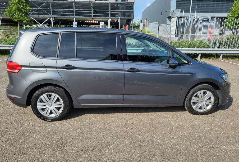 Volkswagen 1.6 TDi SCR Trendline DSG 7PL