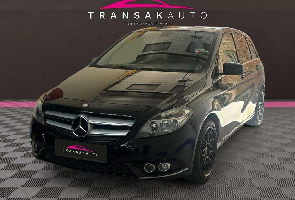 Mercedes-Benz B 180 / Cuir / attache remorque / Garantie