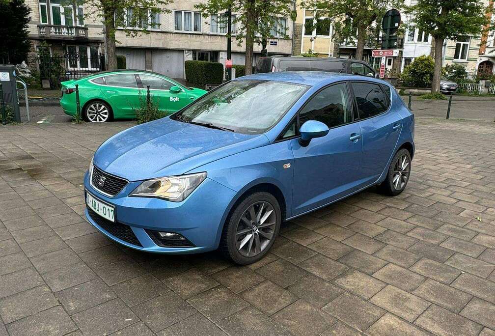 SEAT Ibiza 1.2 TSI I-TECH Legend //12 MOIS GARANTIE//